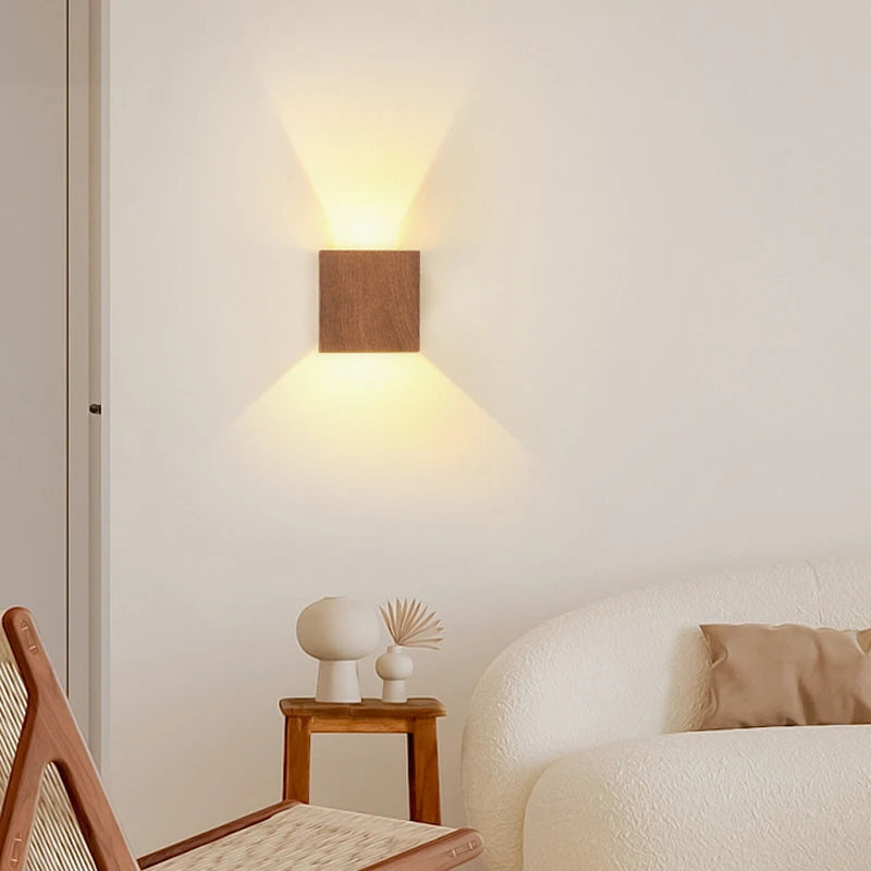 Applique Murale LED en Bois Nordique – Design Élégant pour Chambre, Salon et Escalier