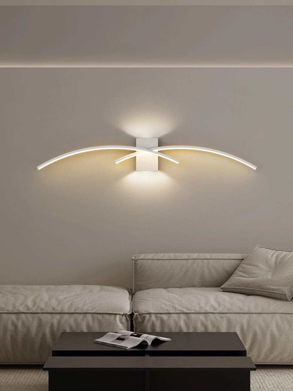 Applique Murale LED Décorative au Design Moderne, Disponible en Noir, Blanc et Or, Luminaire Décoratif