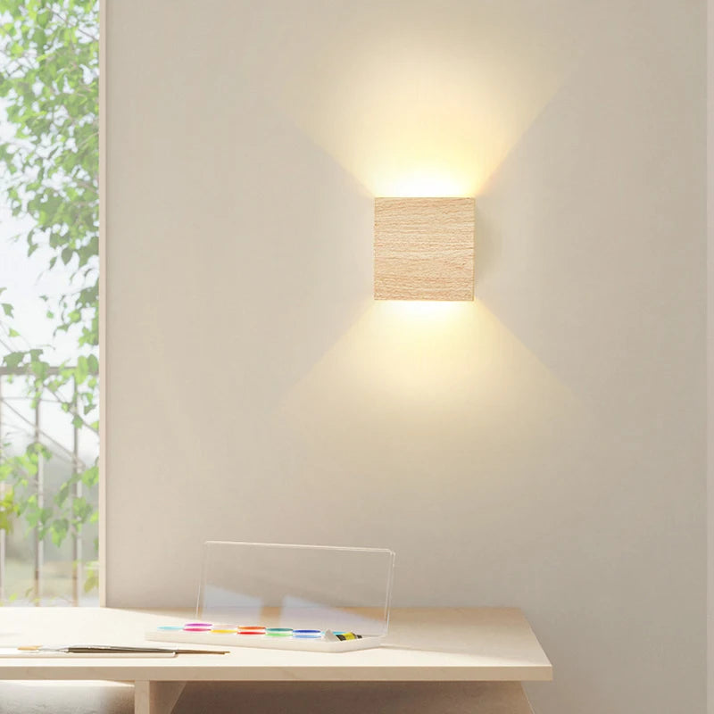 Applique Murale LED en Bois Nordique – Design Élégant pour Chambre, Salon et Escalier